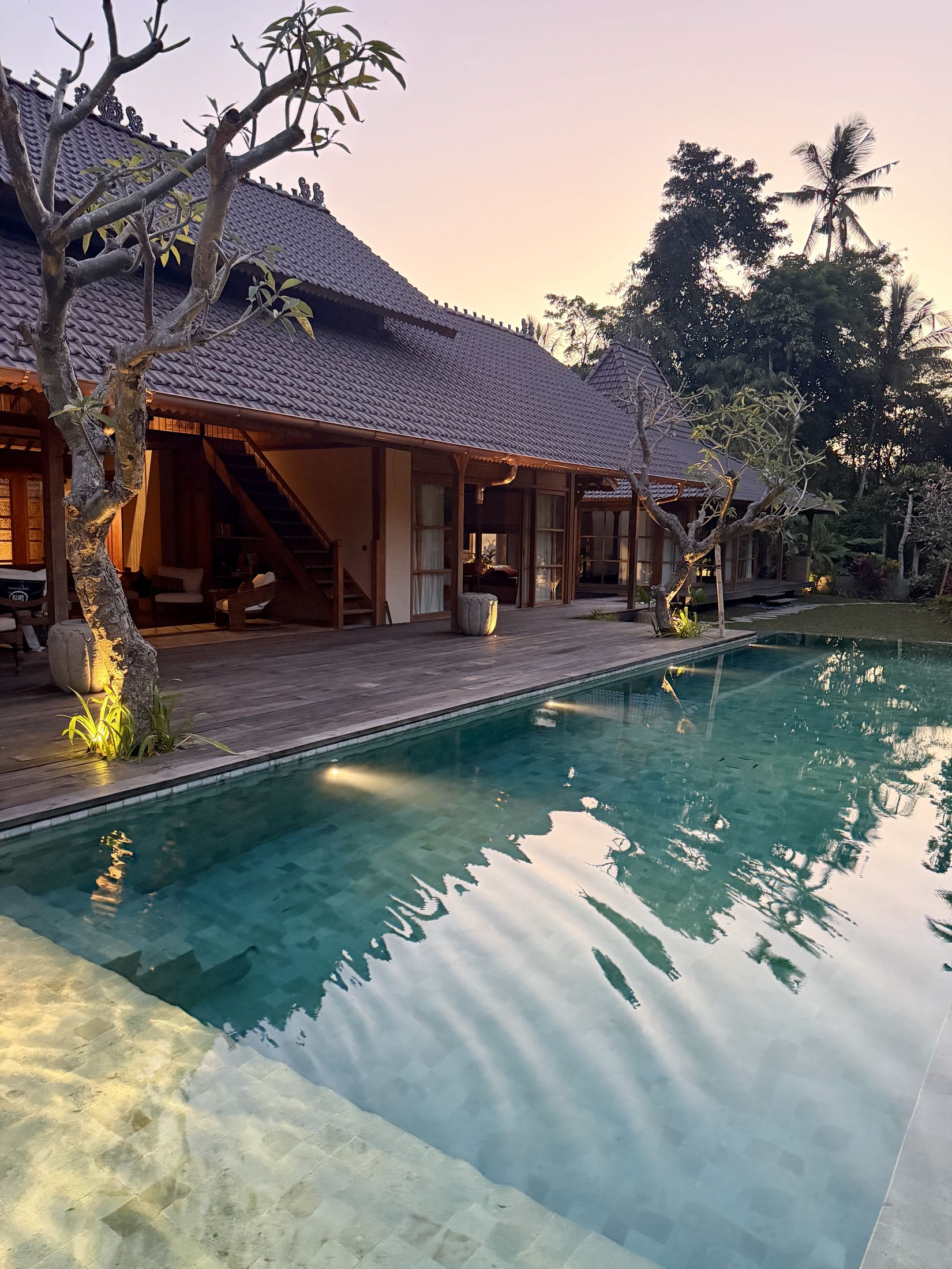 The villa's second wing at dusk